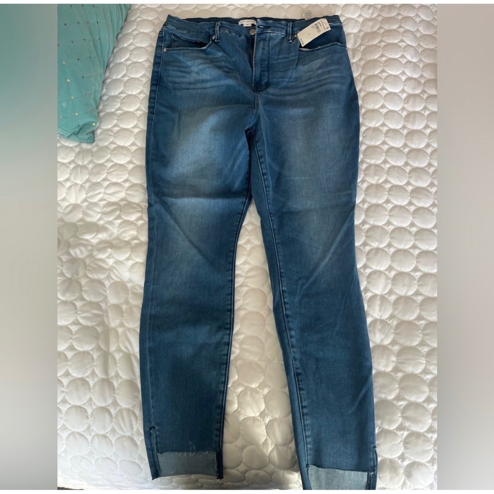 Good American Good Waist Skinny Jeans Womens 18 Medium Wash High Rise‎ Raw Hem